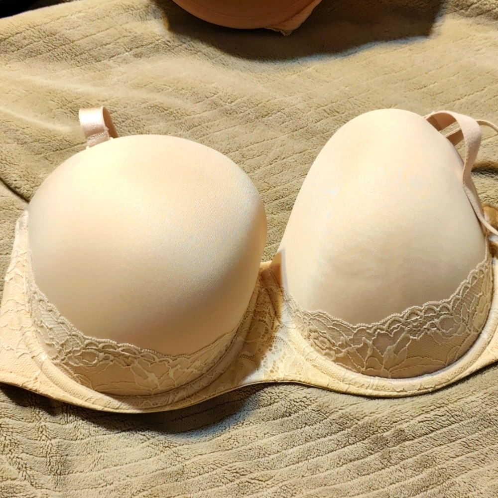 40DDD multi way bra
